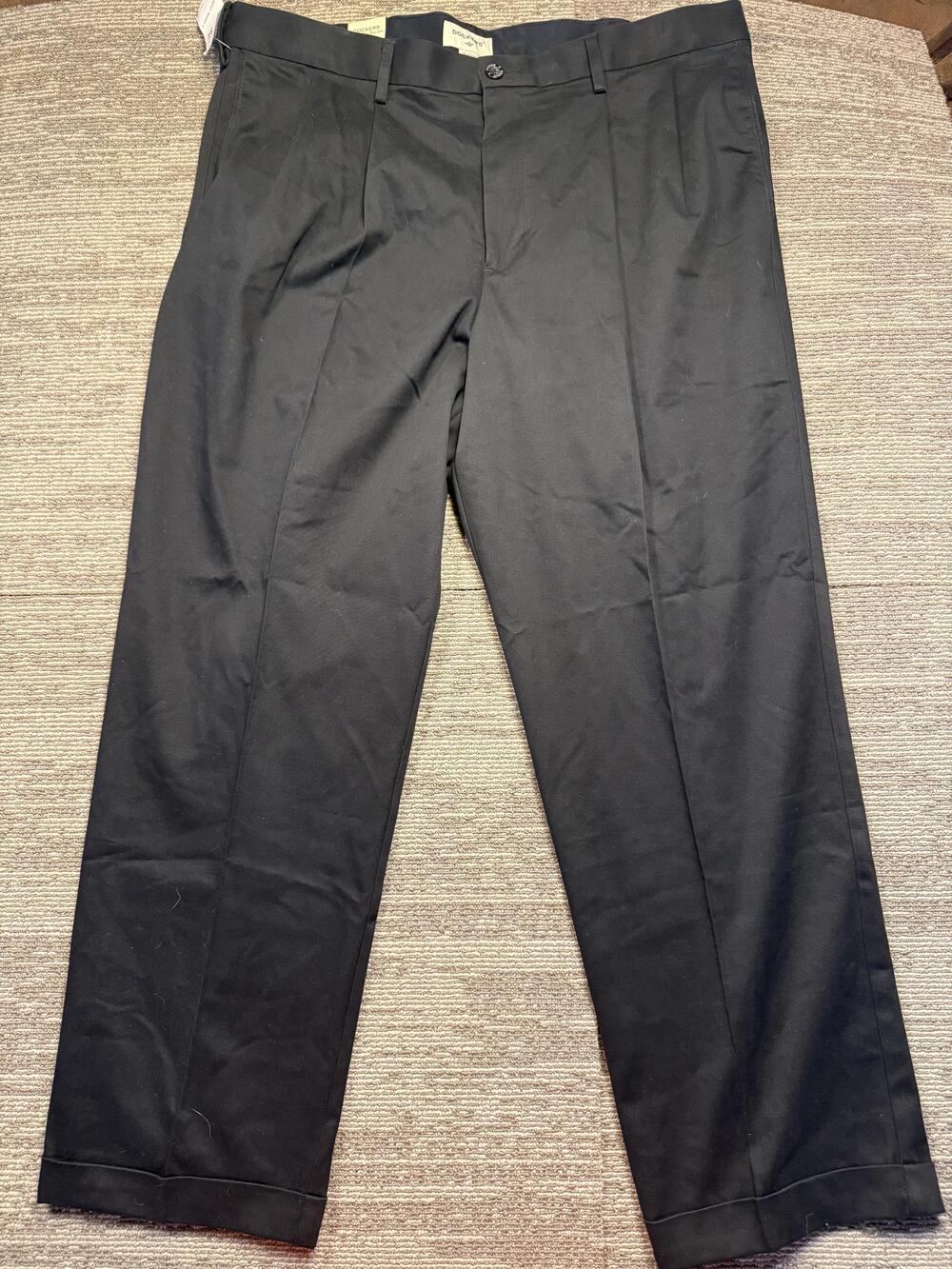 Dockers Best Pressed Khaki Pants Mens 40x32 Black Relaxed Fit Pleated Chino